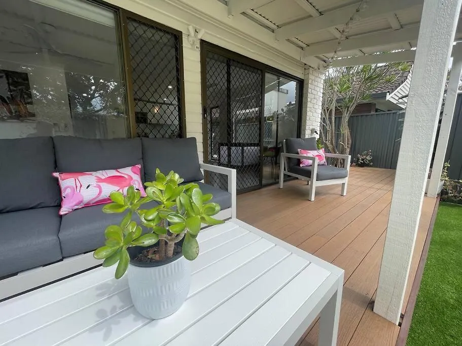 Seabreeze Villa On Mermaid Beach/ Broadbeach Gold Coast 0*,